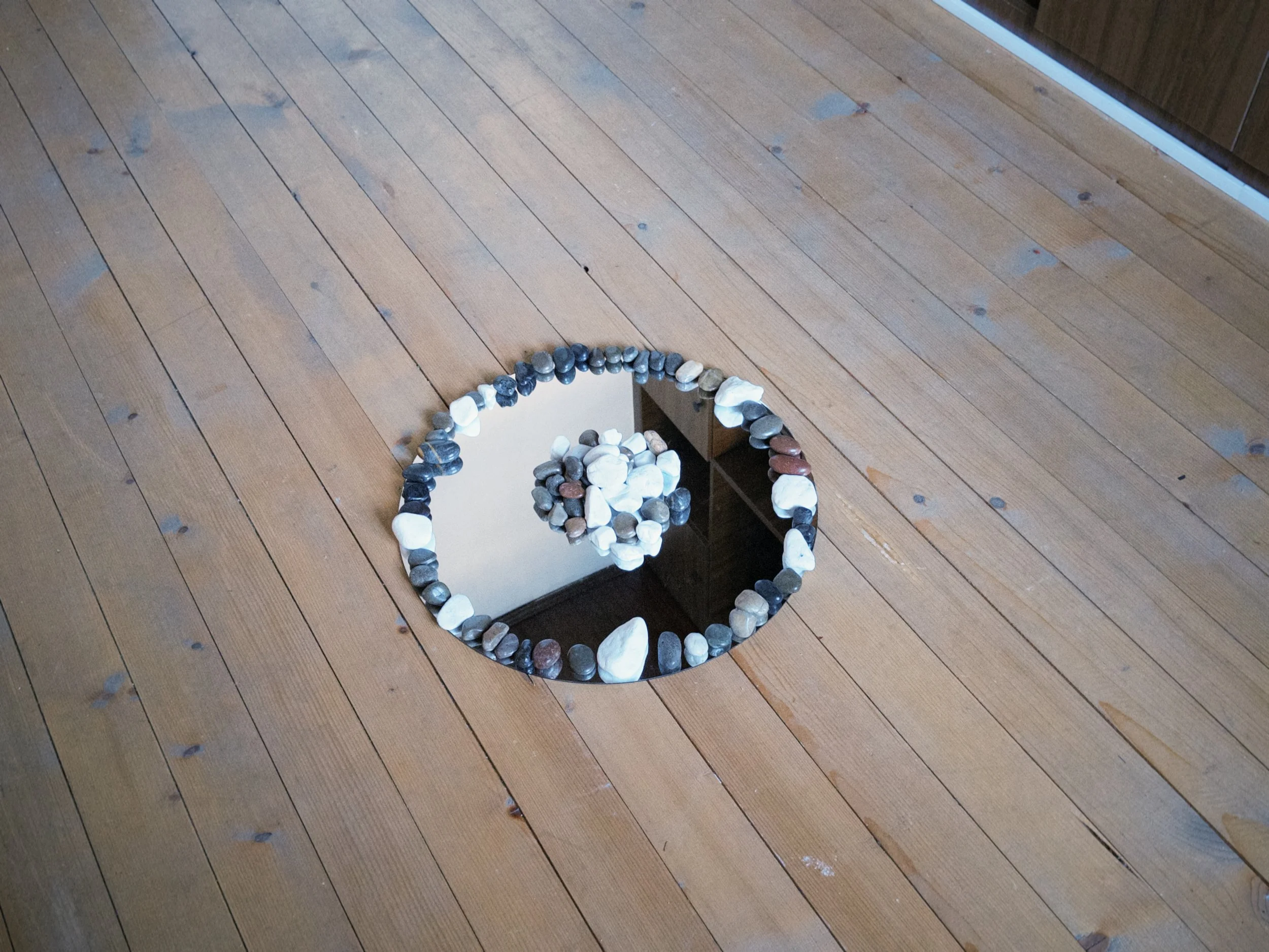 COLLECTIVE SCULPTURE: To build something together: a small ritual reflecting on beginnings, endings, and the constant effort required to keep things alive, moving, and becoming.
Photo: Vesa Bunjaku