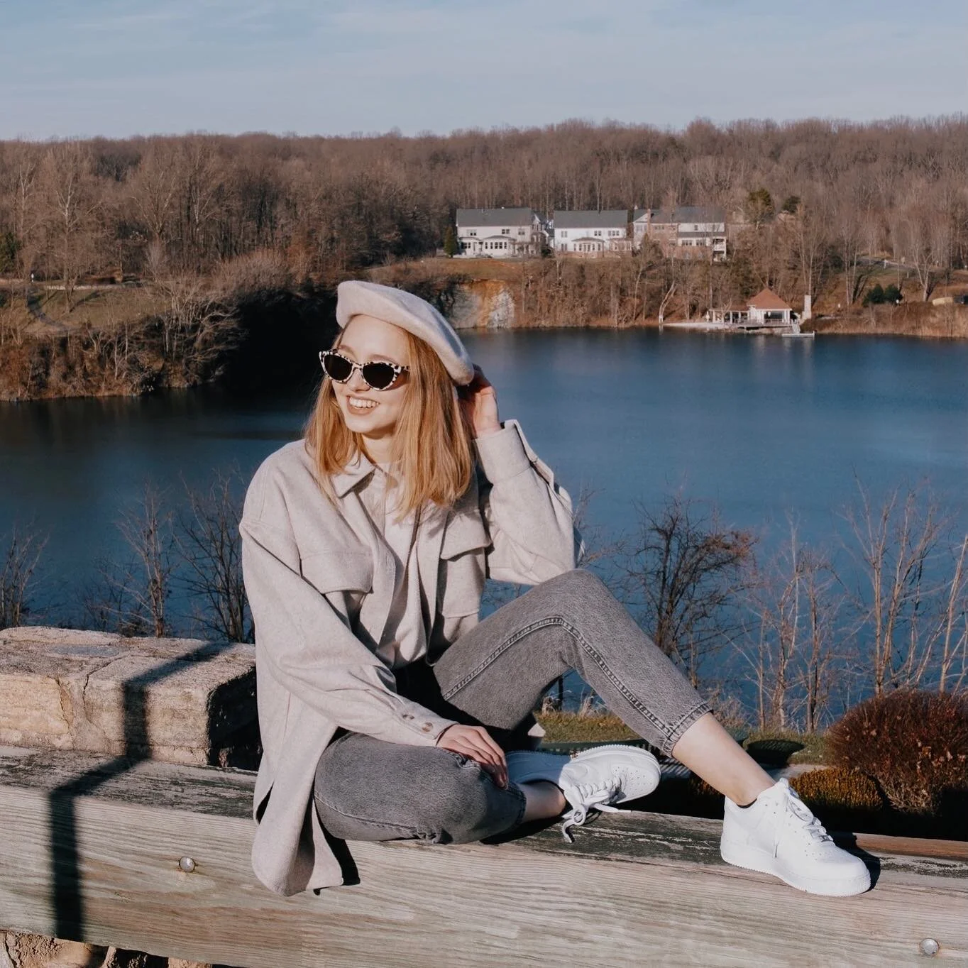 Nothing but sunshine in my face☀️ 
.
.
.

#winter2021❄️☃️ #model #models #photoshoot #photography #photographer #maryland #laurelmd #style #stylist #beauty #fashion #zarawoman #ukrainian #pose #vogue #vogueit #citygirls #canonphoto