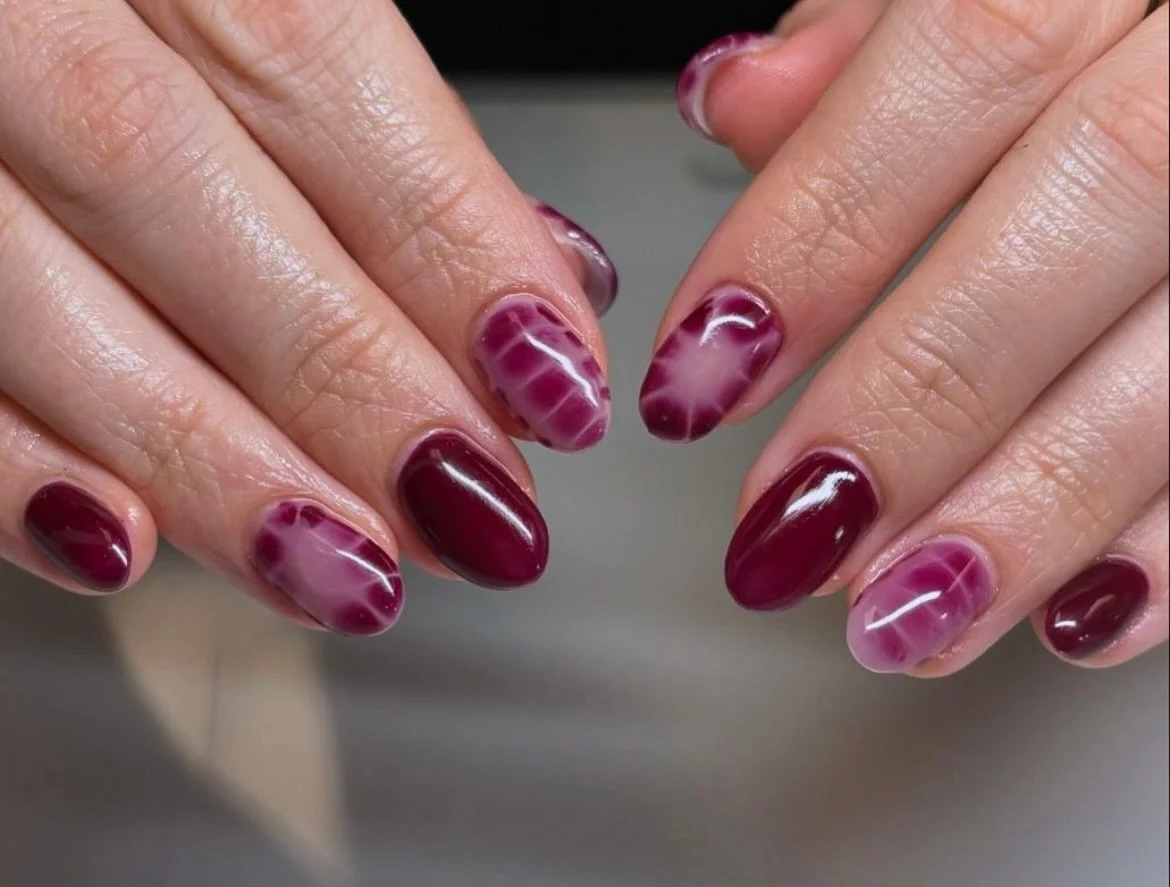 blooming gel babes by @slatenails_mandi ❣️