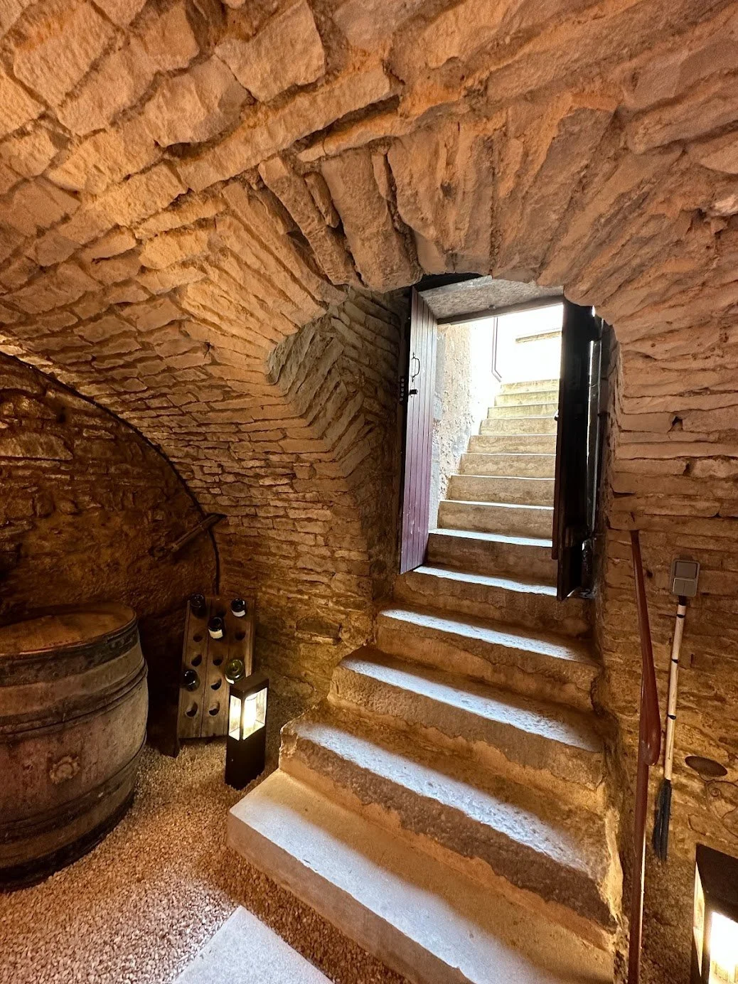 Where to taste top Burgundy wines while traveling in Burgundy