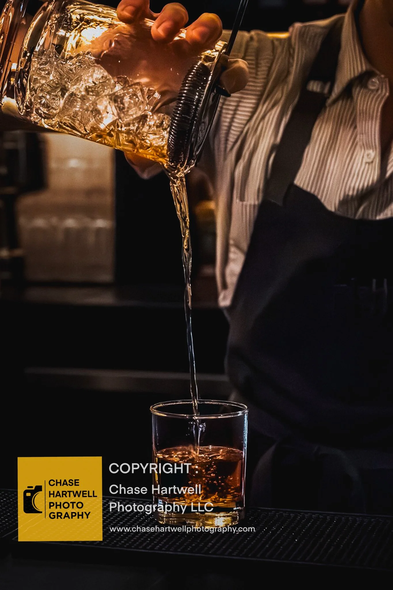 Photo - Whiskey Pour