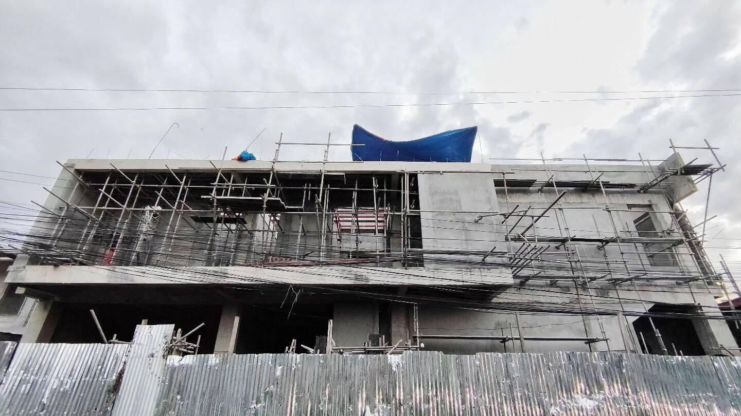 Rabago House taking shape. 

Discover more at:
www.blascoarchitects.com
Blasco Architects, Cagayan de Oro

#sitevisit #sitework #siteinspection #construction #constructionsite #constructionwork