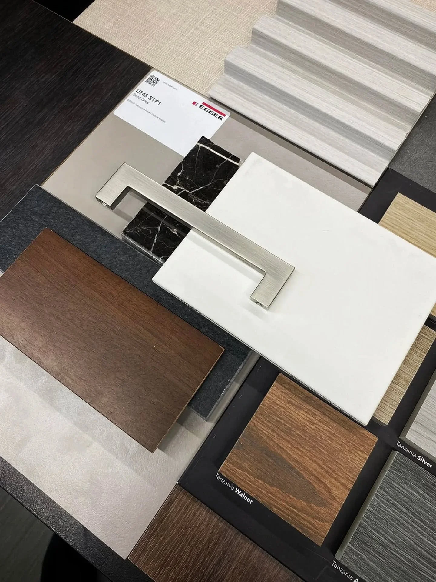 Moodboard for upcoming project. Quiet luxury meets elemental calm.

#moodboard #moodboardaesthetic #conceptdesign