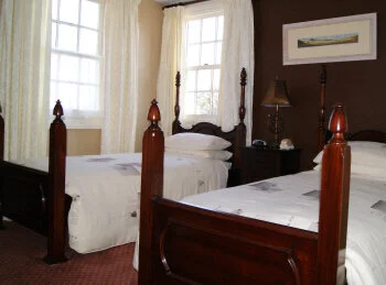 Meredith House Rooms – Twin room