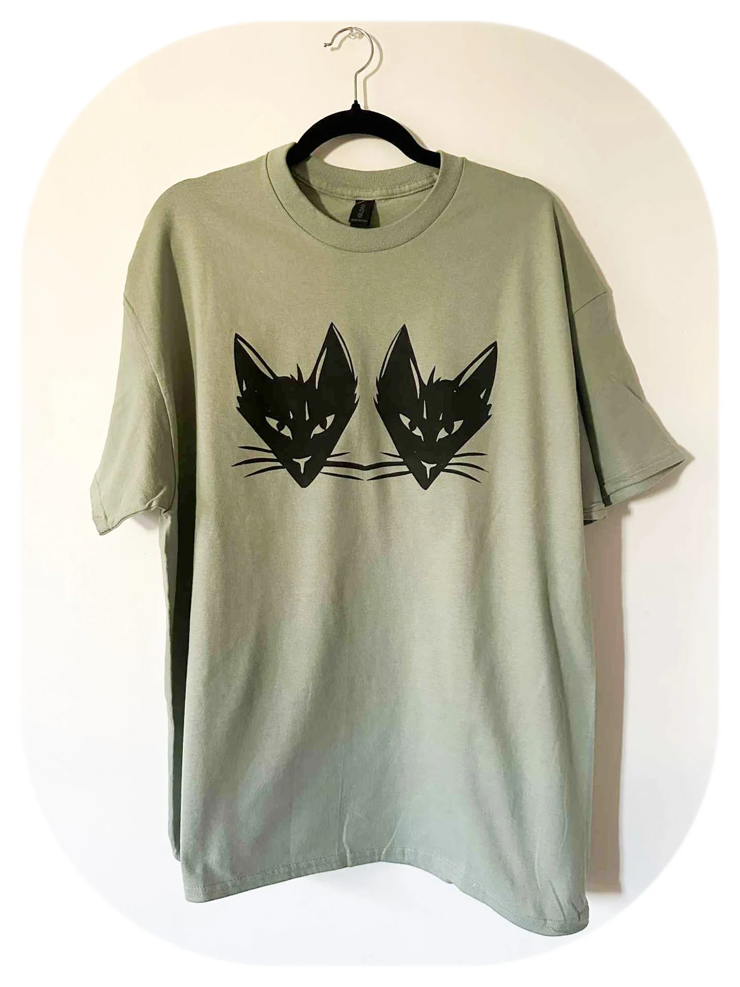 Green Studio Cat (XL)