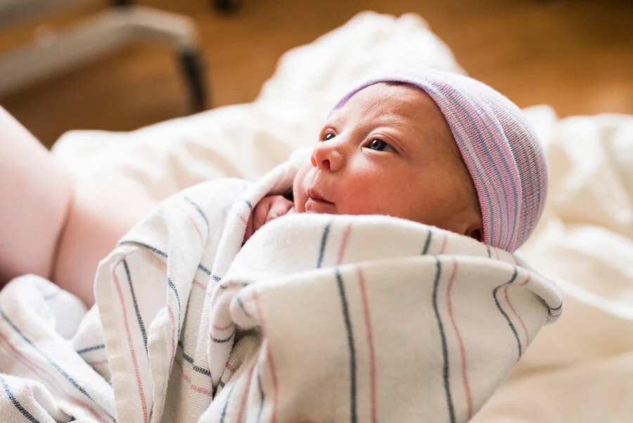 Navigating New Parenthood – A Mini Guide For Expectant Parents