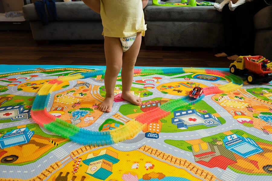 Toddler and new baby session