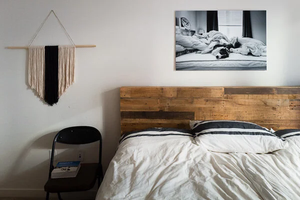 How to hang mounted photographs