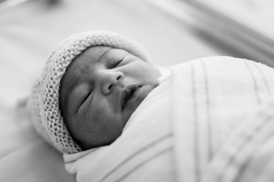 Myra-Fresh-48-newborn-pictures-24.jpg