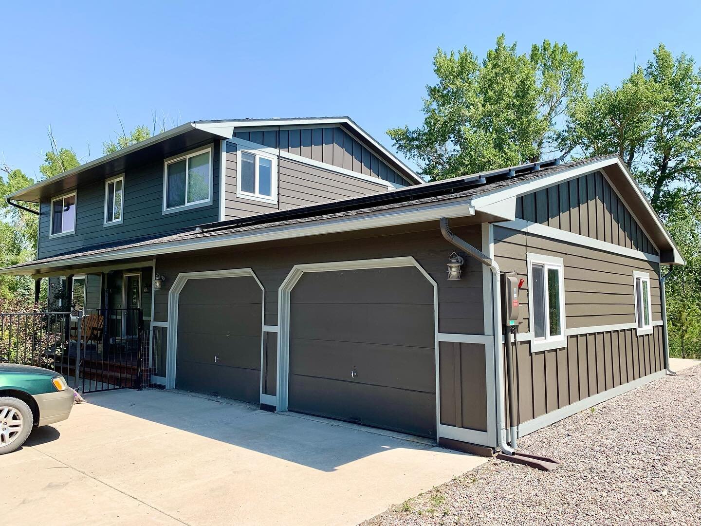 Take a look at our most recently finished full exterior re-paint in Gallatin Gateway. The body color &lsquo;Urbane Bronze&rsquo; is Sherwin Williams&rsquo; most popular color of 2021. #beattheheat