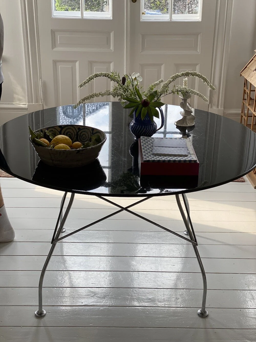 An italian classic-Antonio Citterio Glossy table for Kartell 1980th —