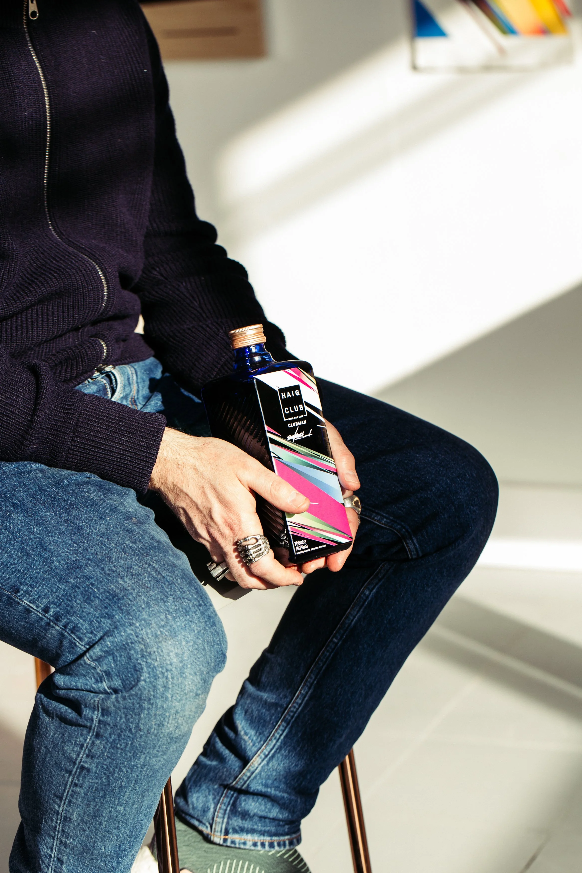 Remi & Bottle_OI4A1039.jpg