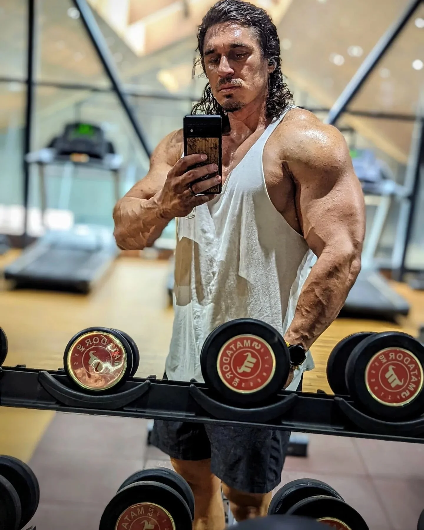 My last workout in Nepal. Every time I push the boundaries of what I think I am capable of I learn so much about myself. It's uncomfortable but the unknown always is. Get comfortable being uncomfortable.
.
.
.
#BRKTHRGH #growth #unknown #comfortzone