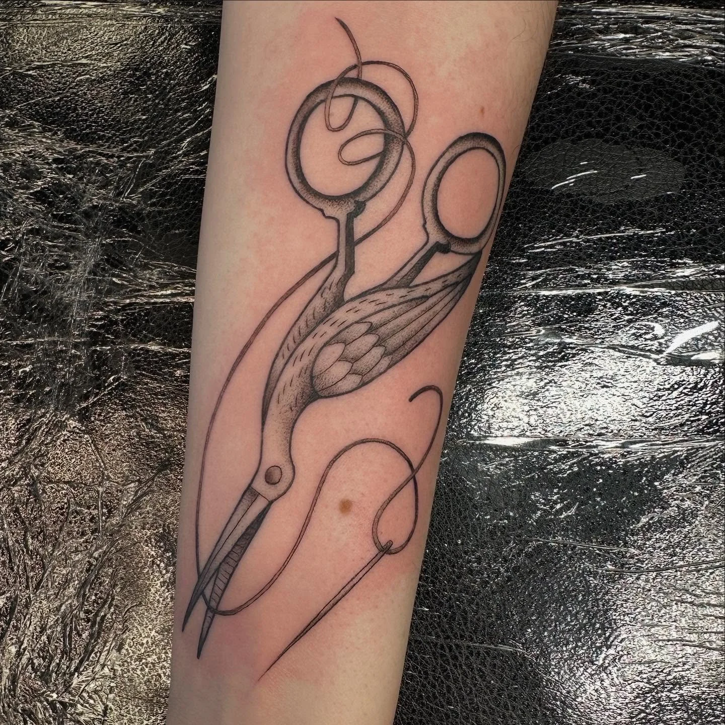 An Over the Garden Wall inspired piece for my baby sister. Love you @jayceenewhowald 
Books are open π€ link in bio