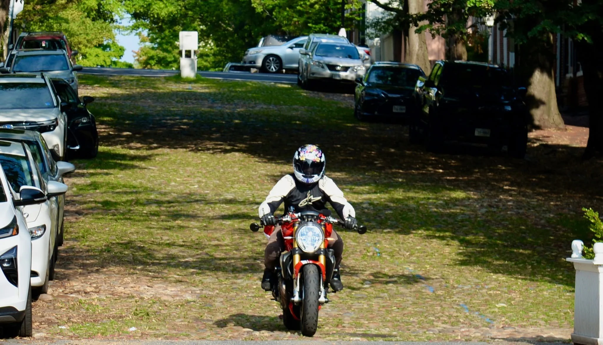 Bikes &amp; Breakfast Old Town Alexandria brings the fun!