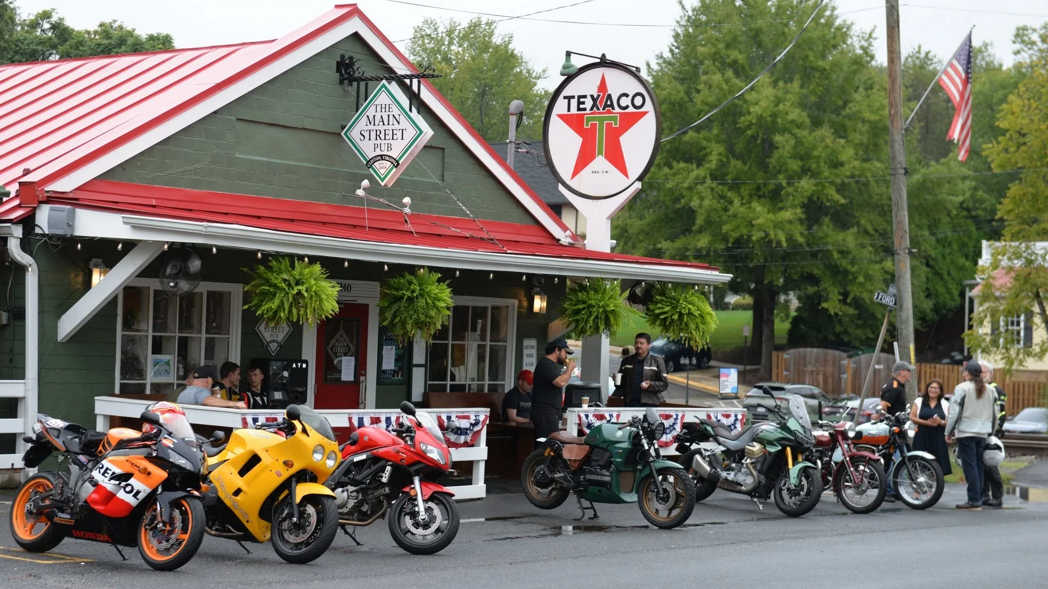 Bikes &amp; Breakfast Clifton turned out Sunny and fun
