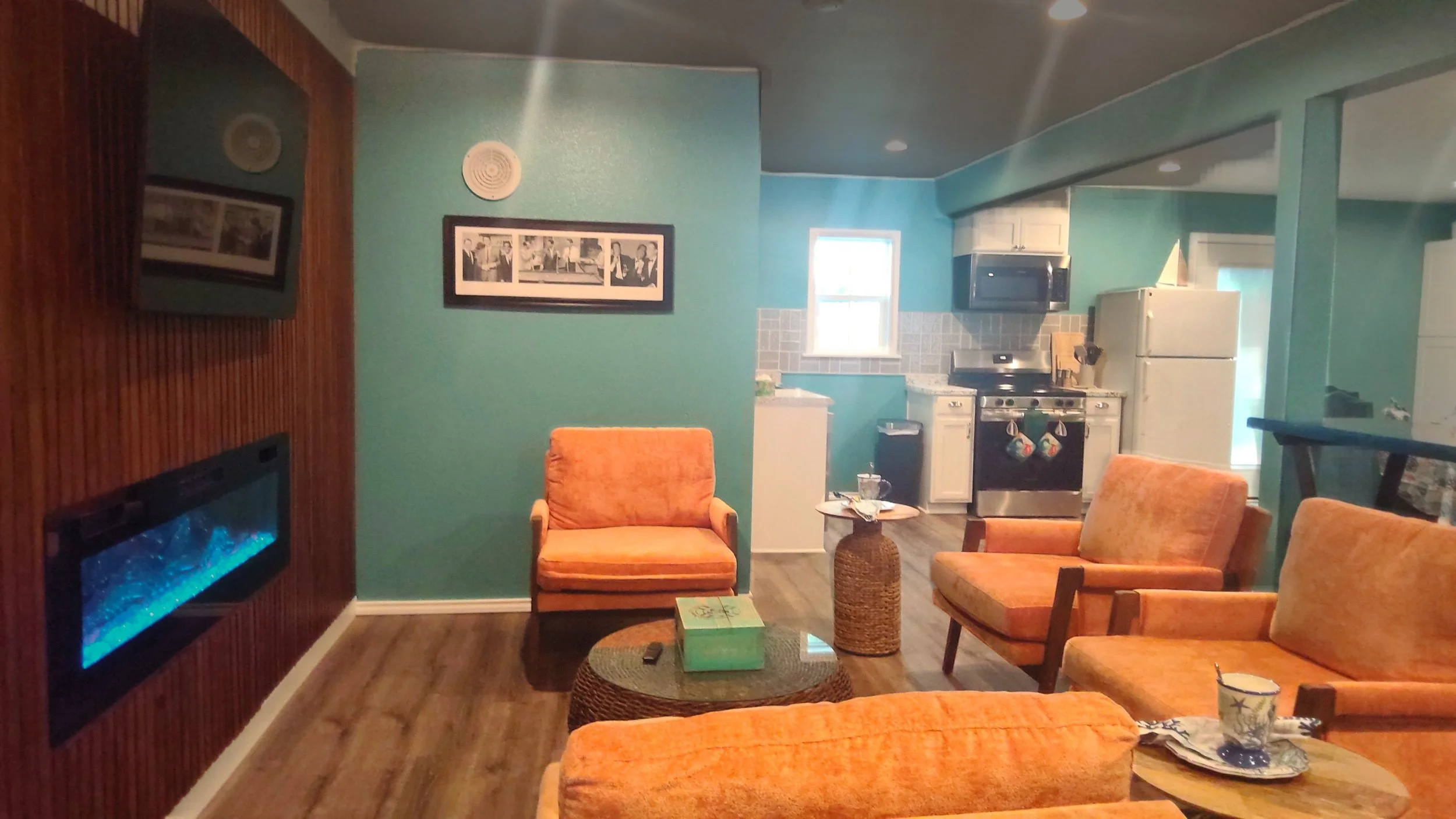 Fireplace seating.jpg