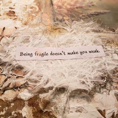 2022.fragile.wp.ac.p.12x12-4.jpeg