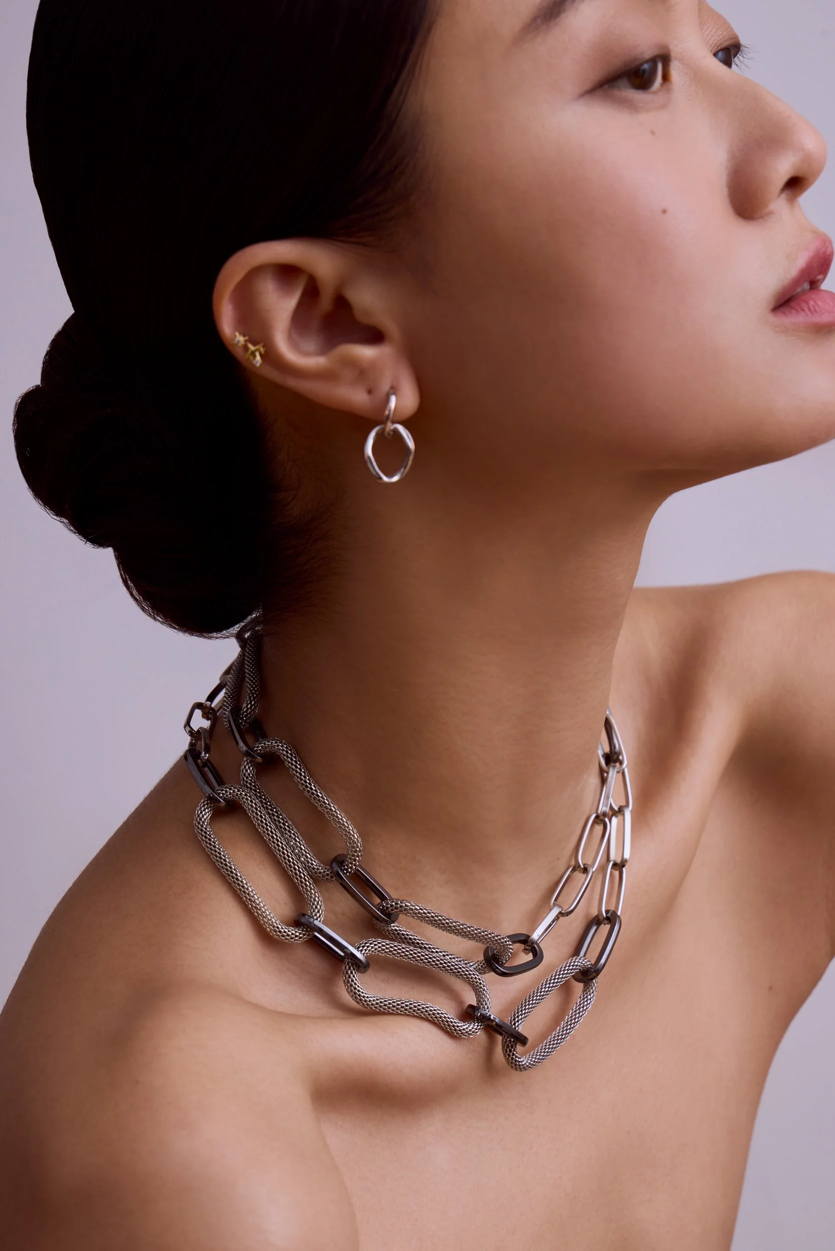 Sandra Jewelry Test0761bw.jpg