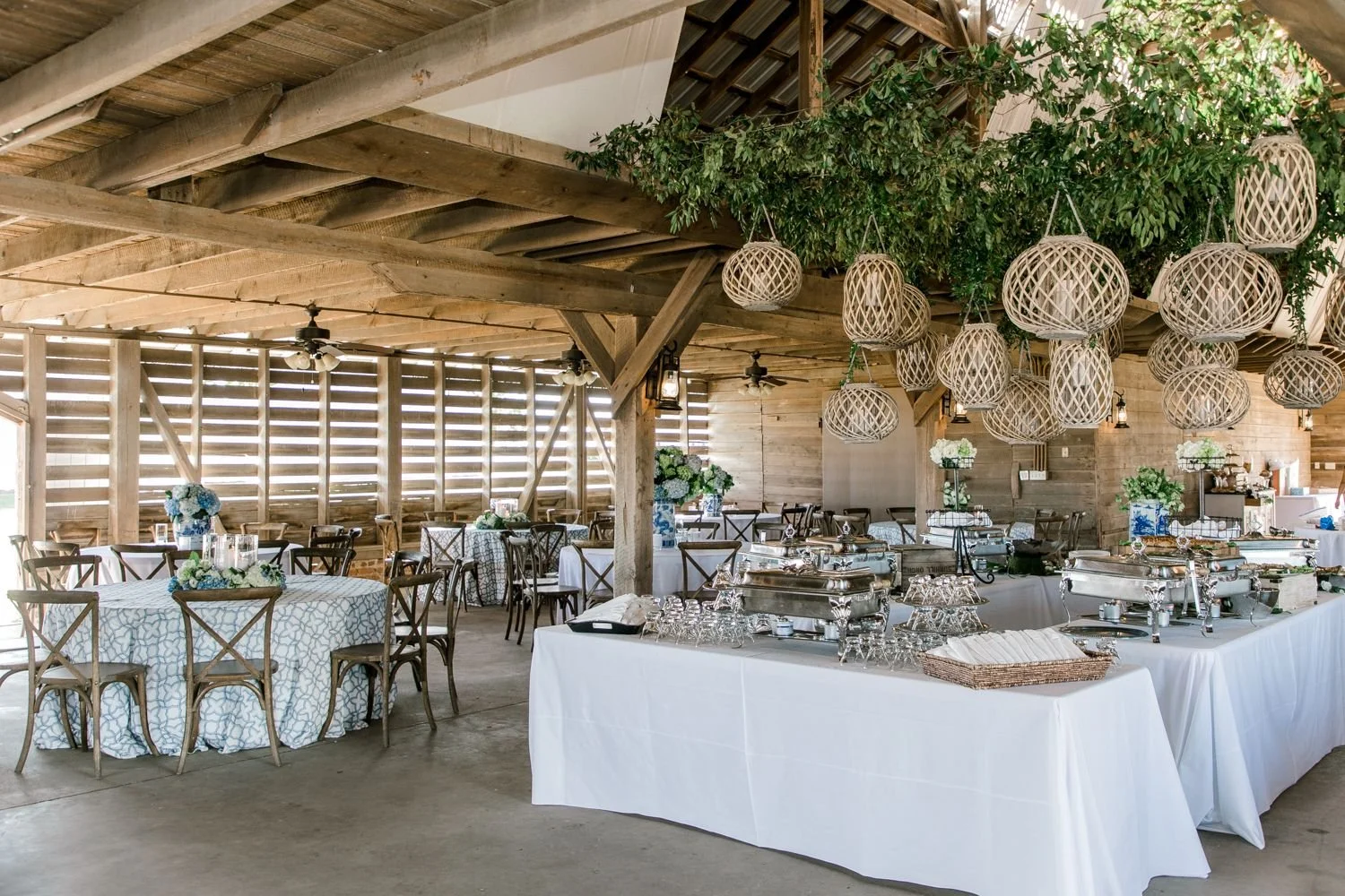 Best Spring Wedding Dates for 2027 & 2028