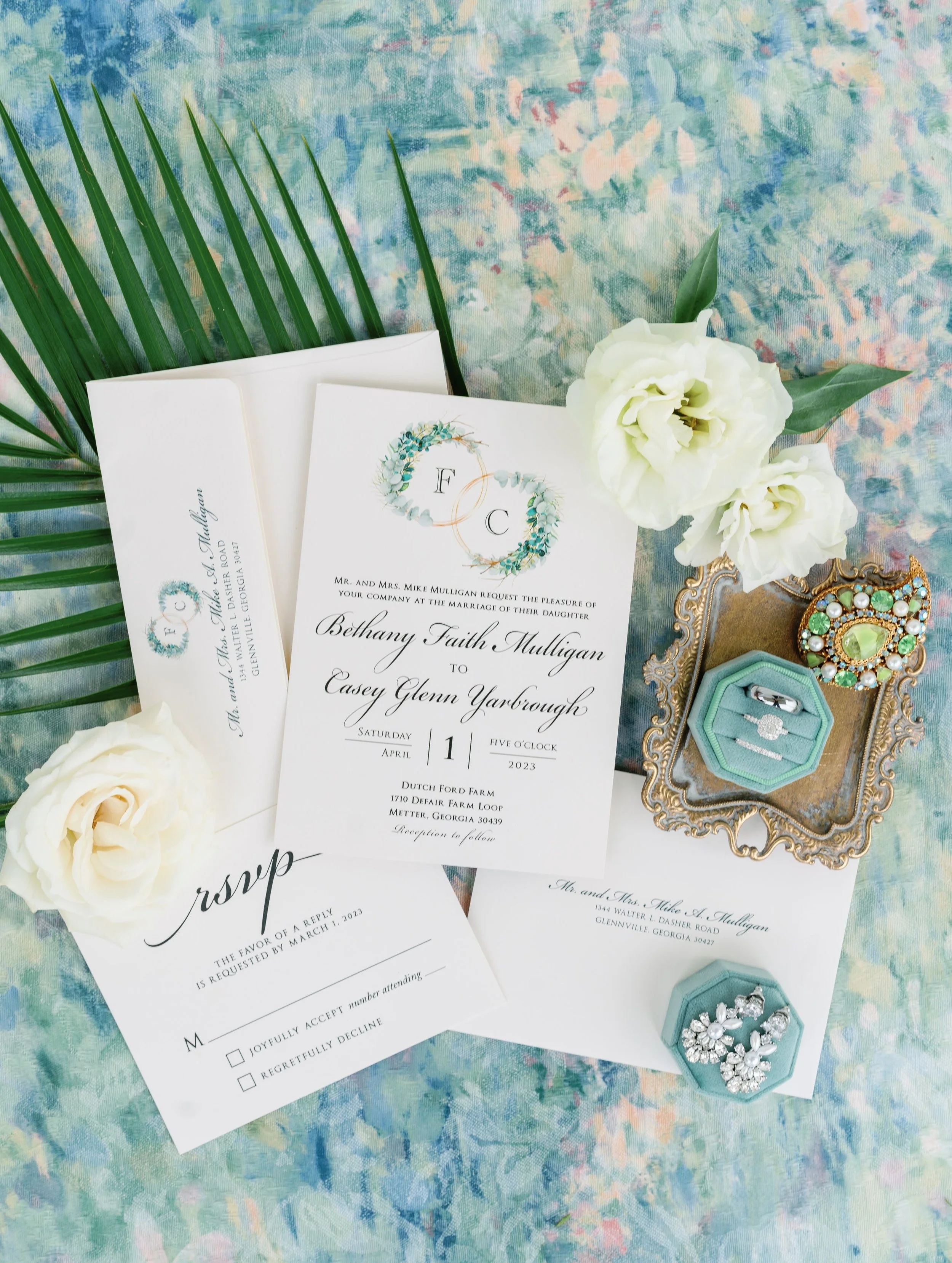 How to Manage Wedding Guest RSVPs