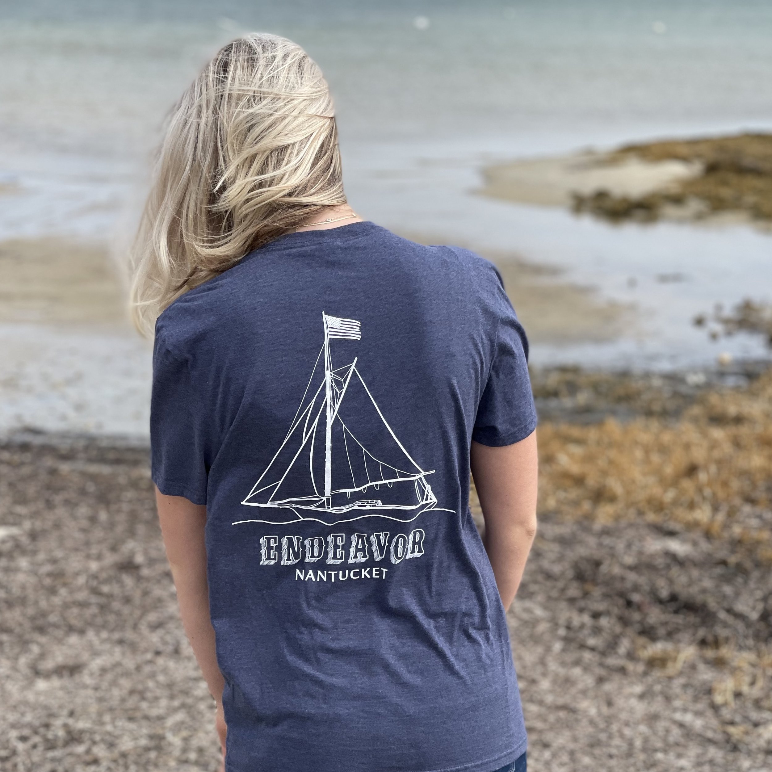 Endeavor_Sailing_T_Navy_Back..jpg