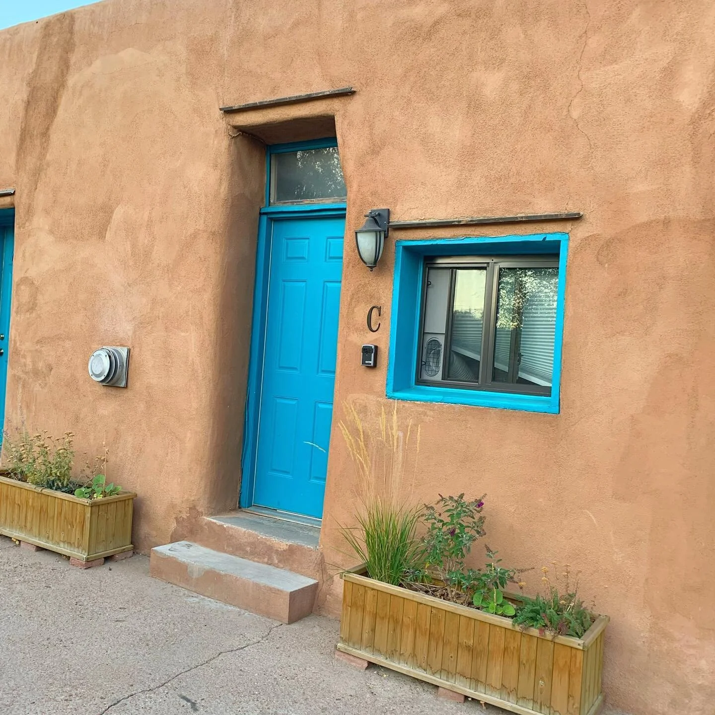 Fell in love with the vibrancy of Santa Fe 🦋