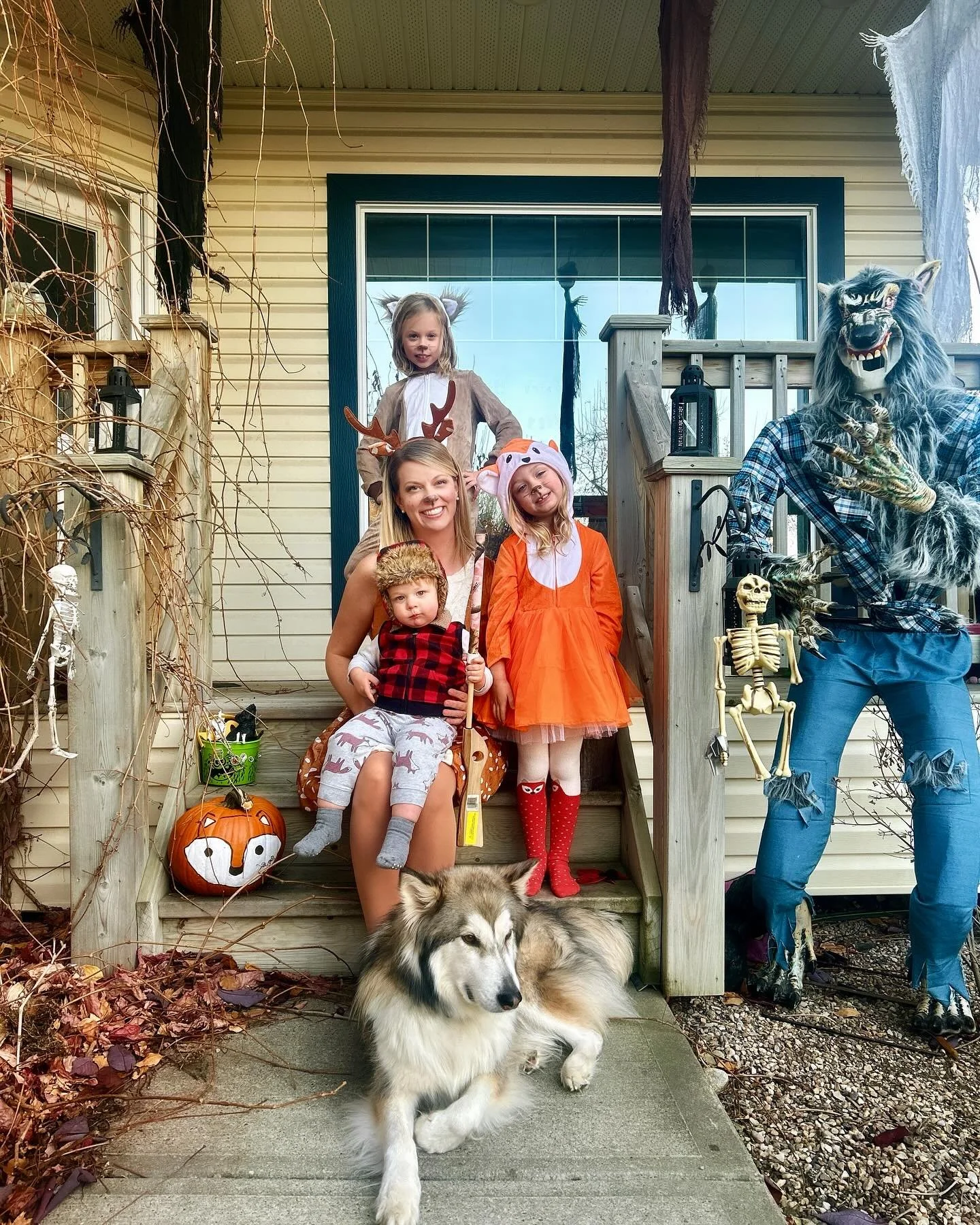 Truth or DEER! Happy Hunt-oween! 🦌🦊🐿️ 🐺