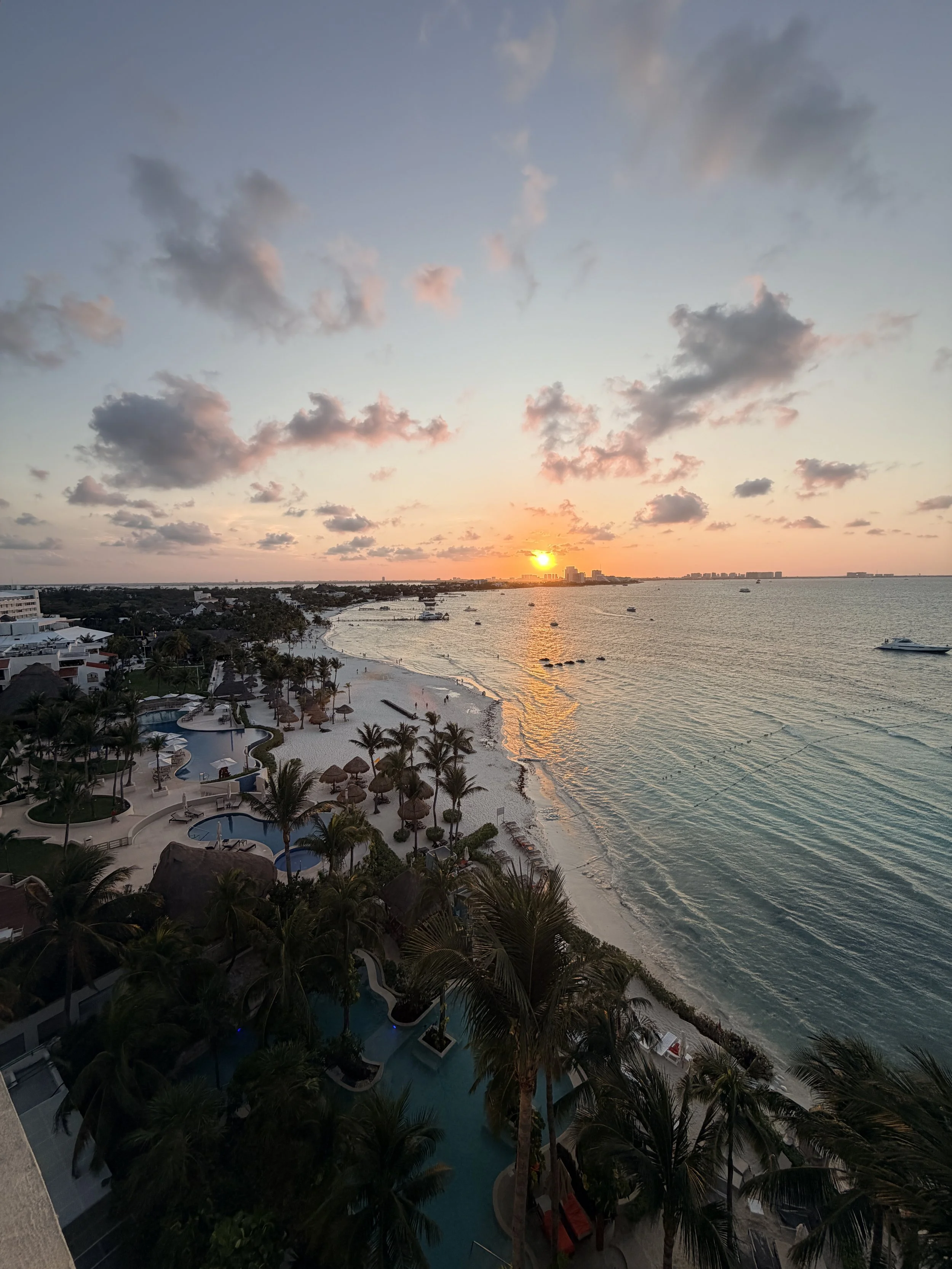 A DREAMY Stay in Cancun at Dreams Resort &amp; Spa