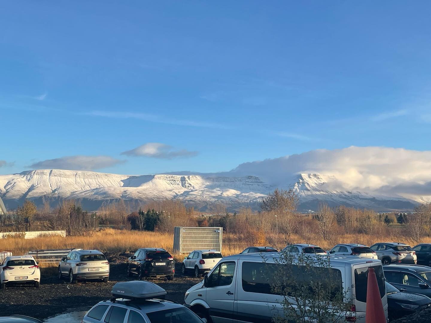 the mountains are getting snowier here 👀🥶🤍
