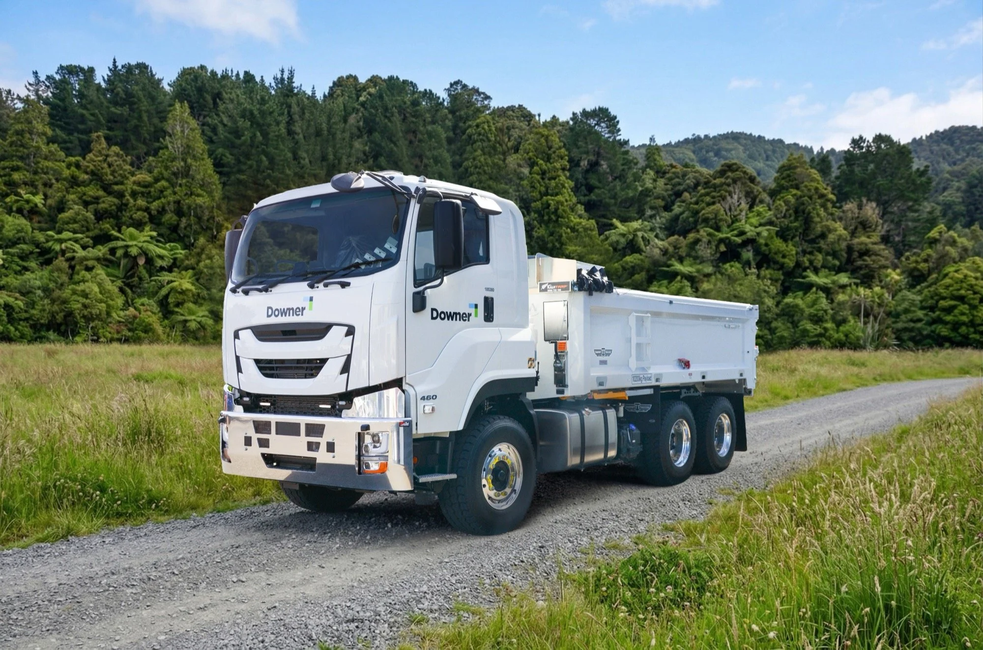 Downer NZ - New Plymouth - 6x4 Isuzu CYZ460 with Hardox Body no.1 e copy-JPG copy-2000px.jpg