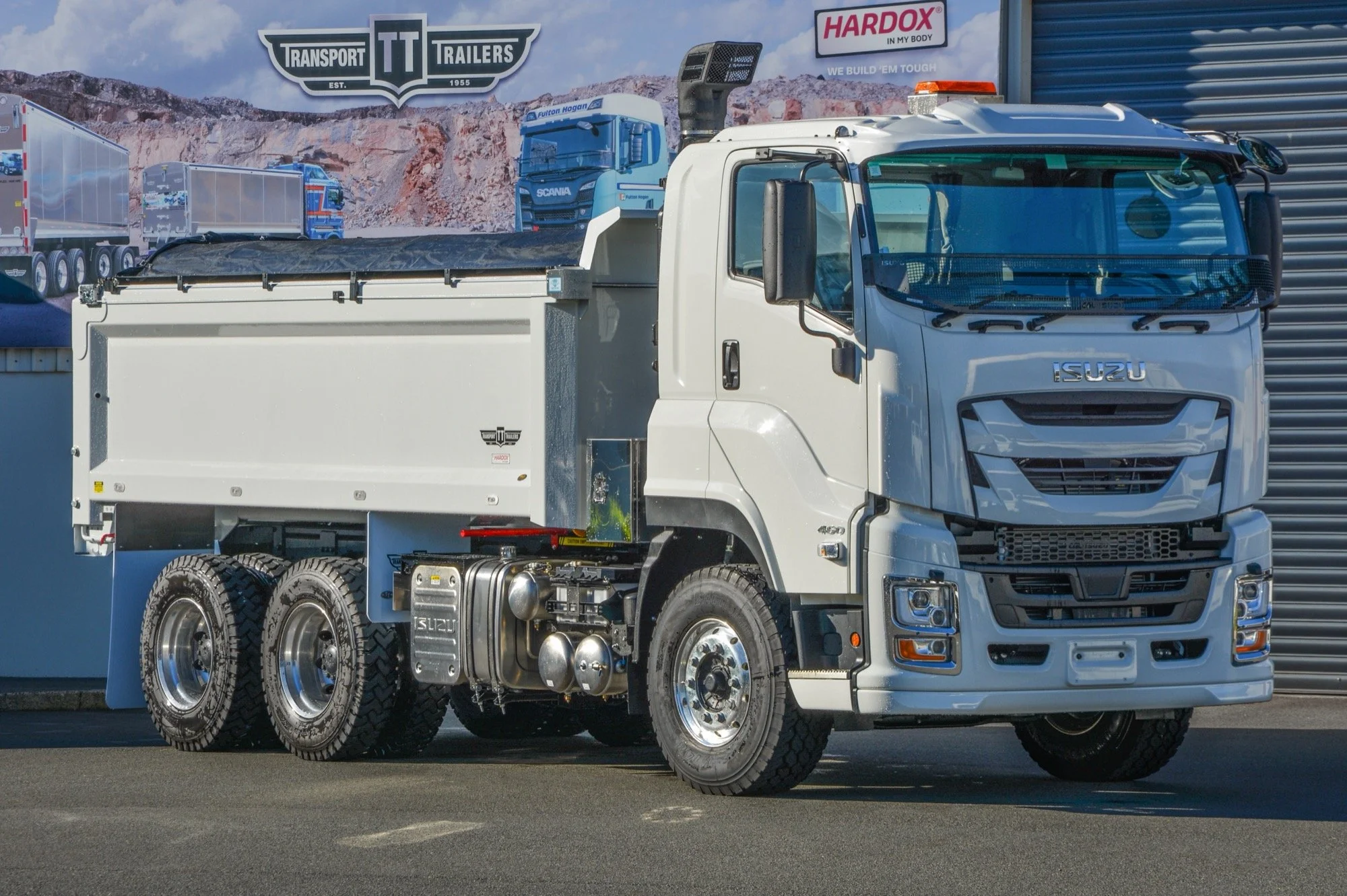Allens United Drainage & Earth Works - Waikato - 6x4 Isuzu CYZ460 with Hardox Body e copy-JPG copy-2000px.jpg