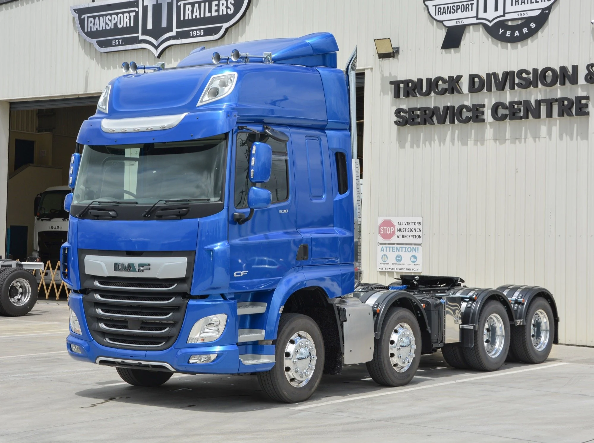 TR Group - 8x4 DAF CF530 Tractor Unit #5 e copy-JPG copy-2000px.jpg