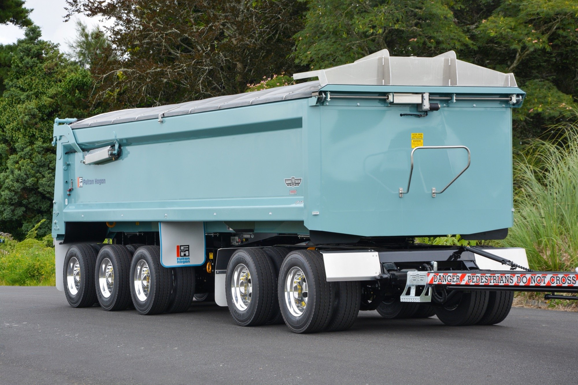 Fulton Hogan - Canterbury - 5 Axle Trailer with Hardox Body e copy-JPG copy-2000px.jpg