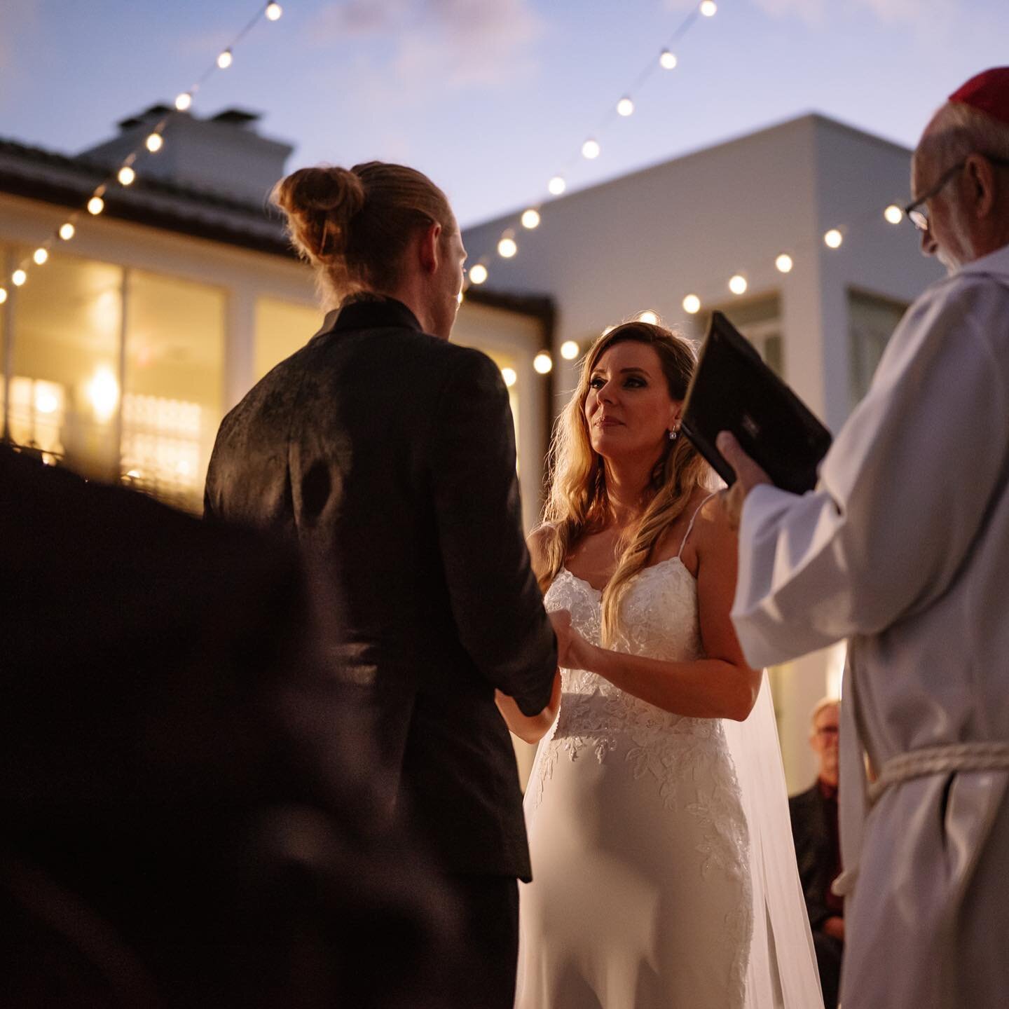 Tanya + Skyler&rsquo;s New Year&rsquo;s Eve Wedding was beautiful and fun and a completely new challenge for us. Their ceremony was just before sunset so it began during daylight and ended after dark. We were unsure of what to expect with such changi