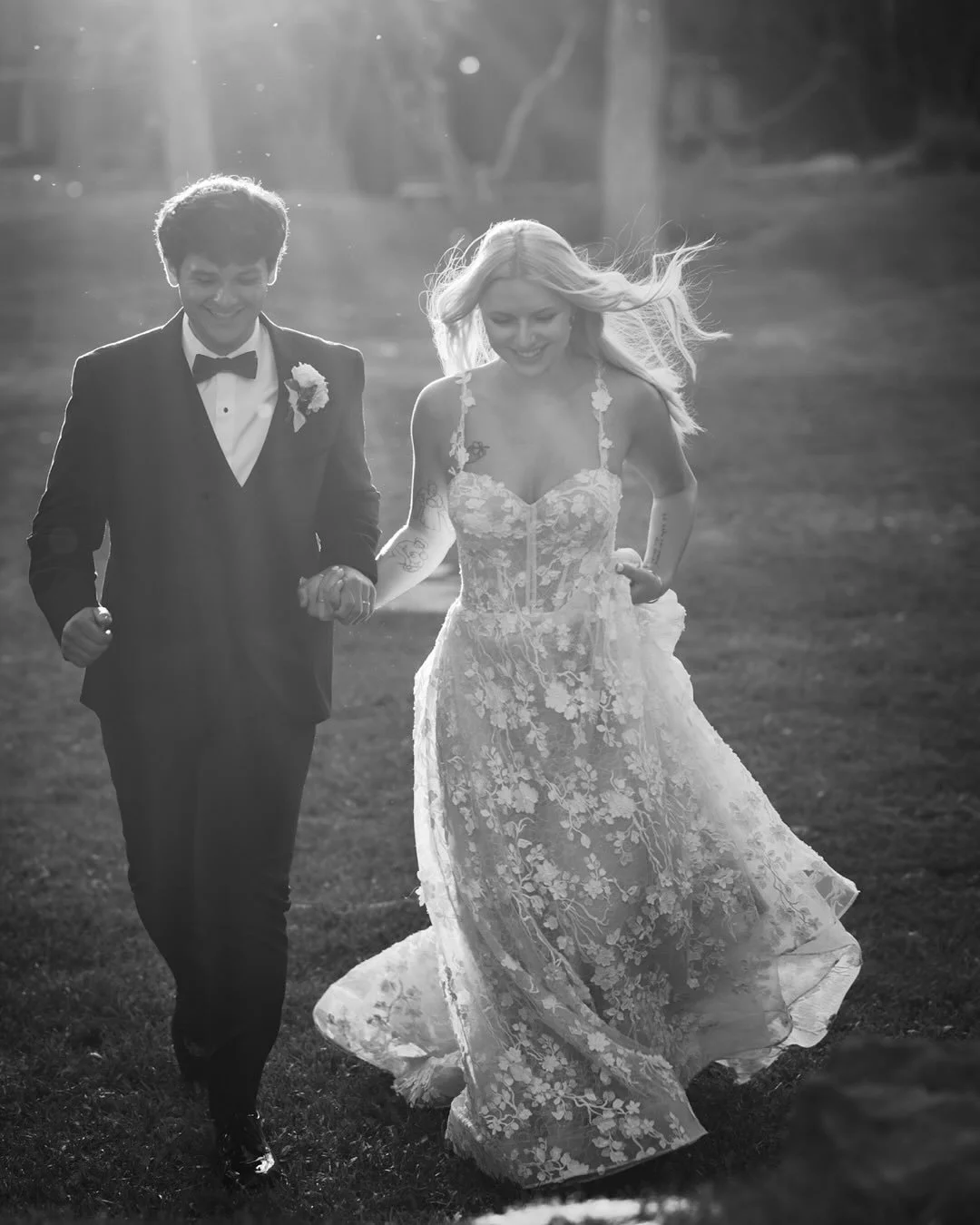 Mollin &amp; Naaman&rsquo;s wedding at El Monte Sagrado was effortlessly elegant, wildly romantic, and full of that slow-burning kind of magic you feel in your chest.

Bride: @mollinbender
Groom: @naamanbender
Photography: @wildeyed.photo @the_wild_e
