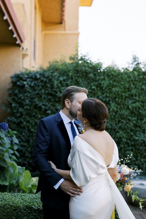 Newlywed Portraits at Black Walnut Inn.jpg