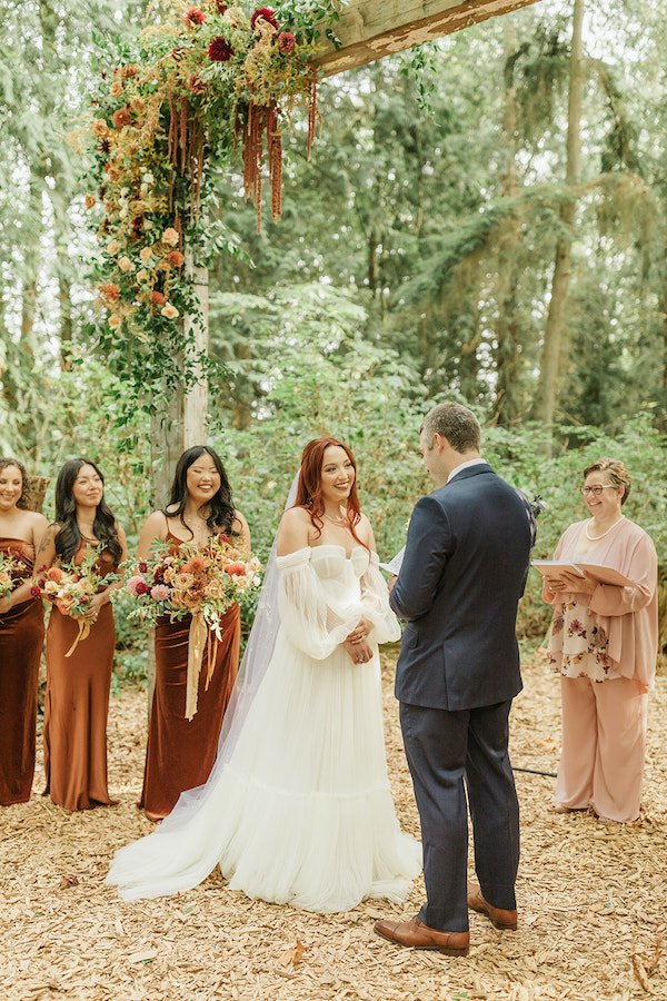 Terracotta &amp; Rust Wedding Flowers for a Ceremony at Twin Willow Gardens