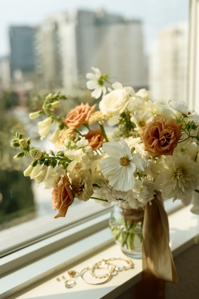 Neutral Bridal Bouquet