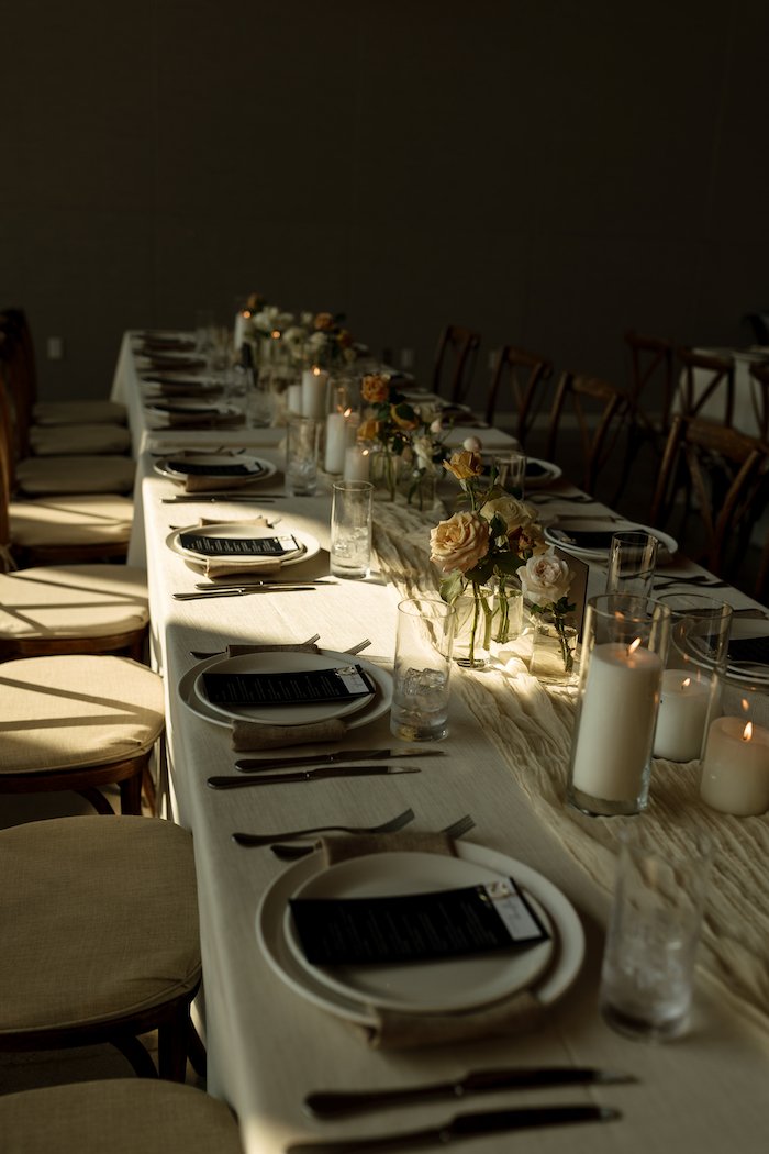 Romantic Wedding Table Flowers 