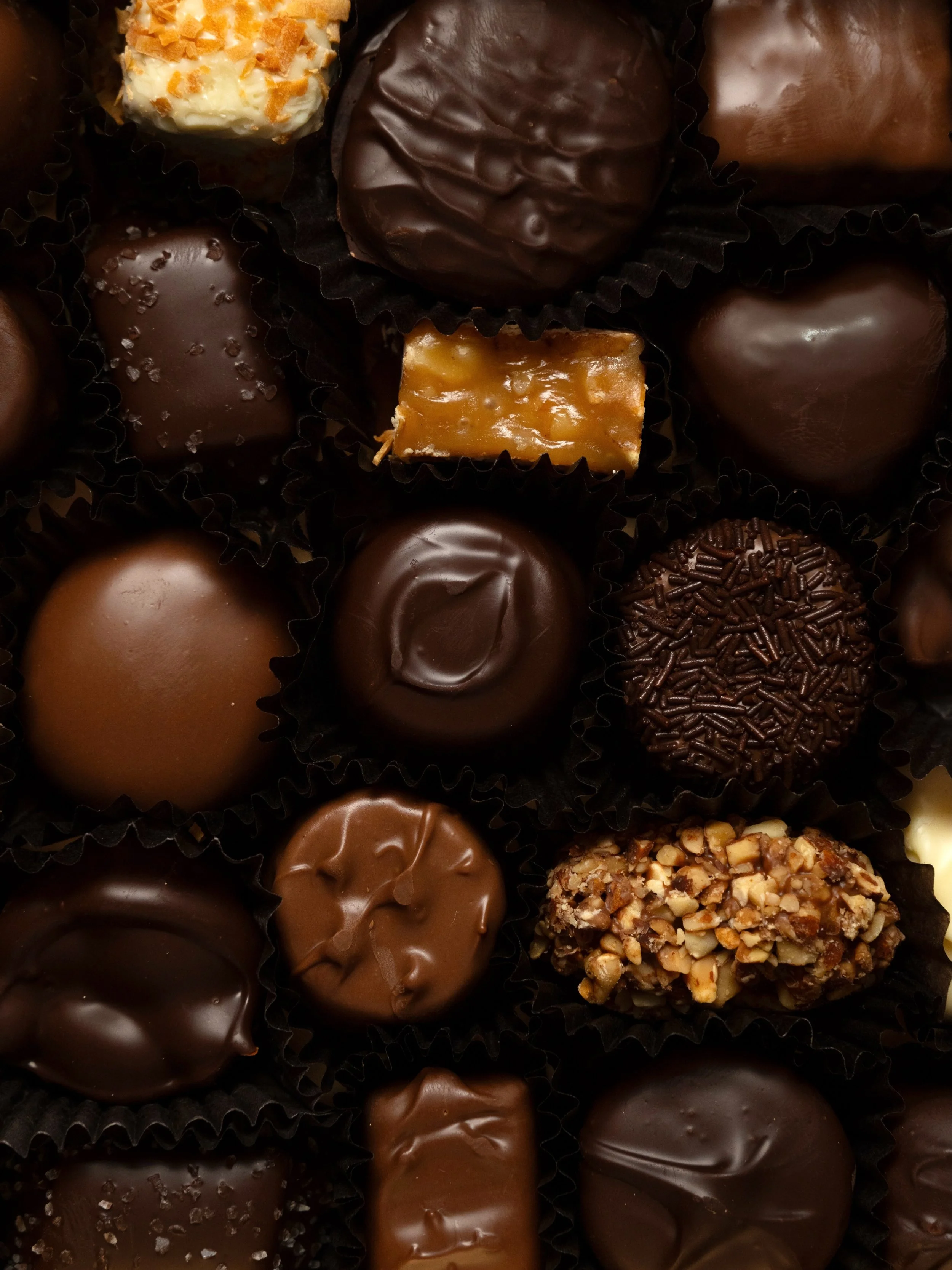 A little indulgence. Entirely deserved. 
@seescandies 

Creative direction, photography, and styling. First gen. Queer-owned. Female-led. Mariel De La Cruz, food photographer with a chef background ready to turn your product into a craving. 

@mariel