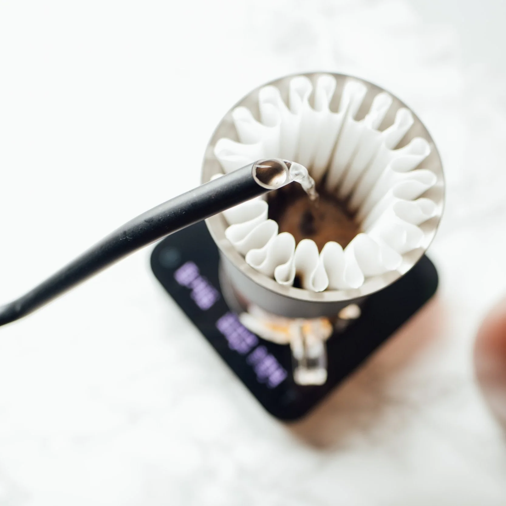 Acaia+Pearl+S+Black+Lifestyle+16.jpg
