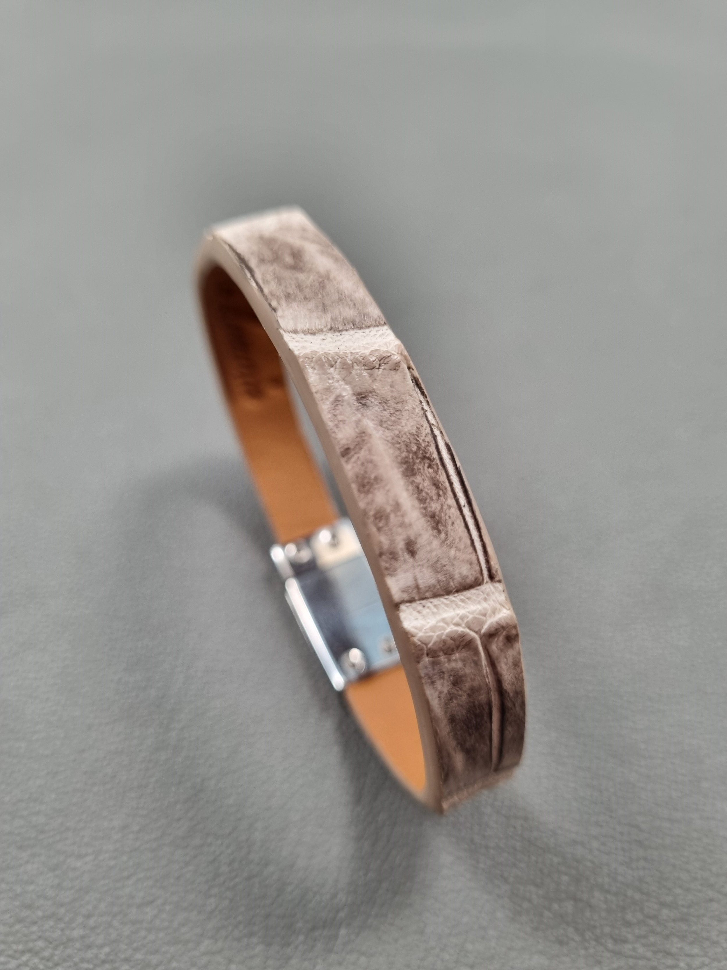 Himalayan crocodile leather bracelet