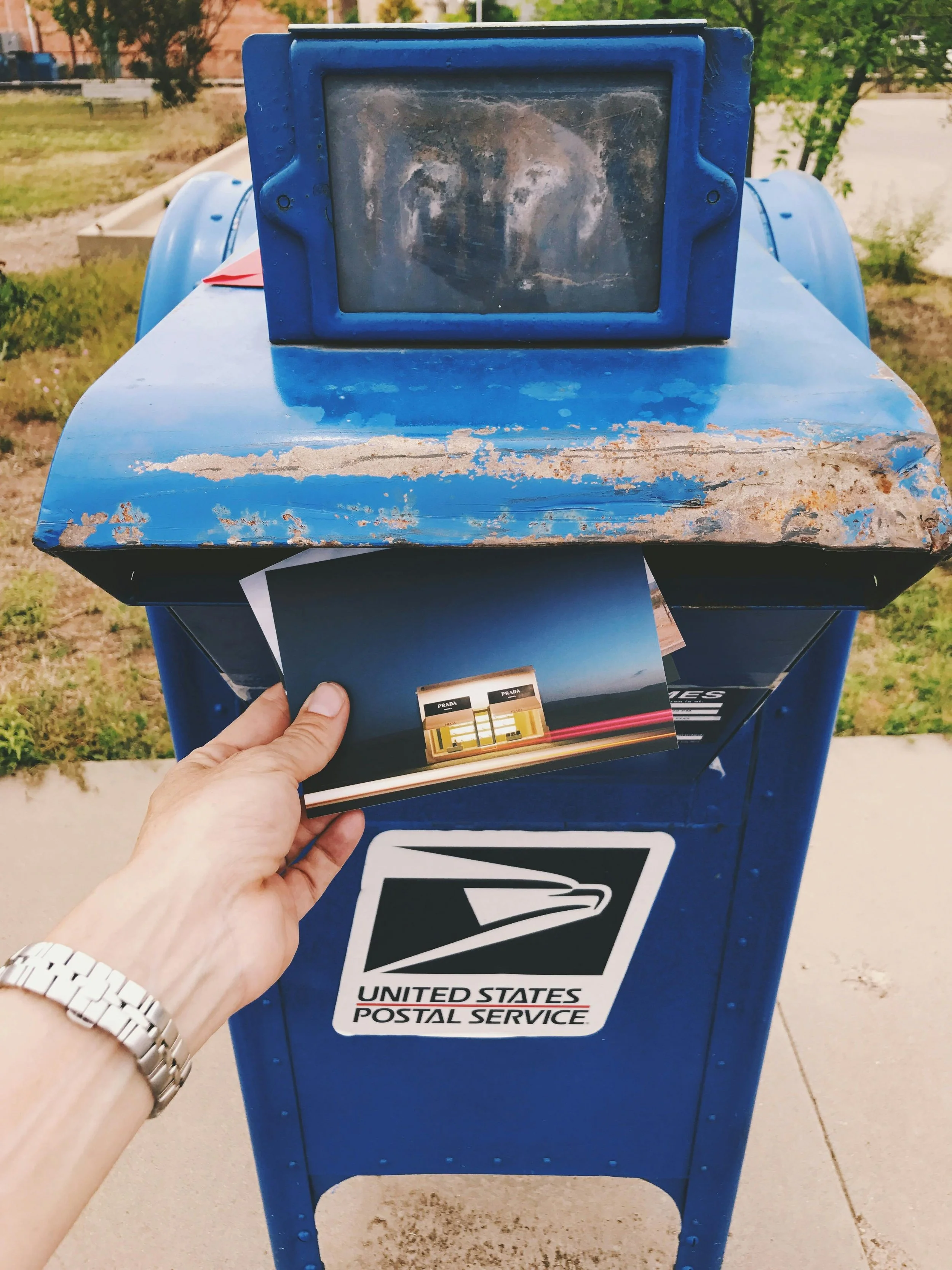 Reader Asks: Email vs. Snail Mail? Best Practices for Giving Statements