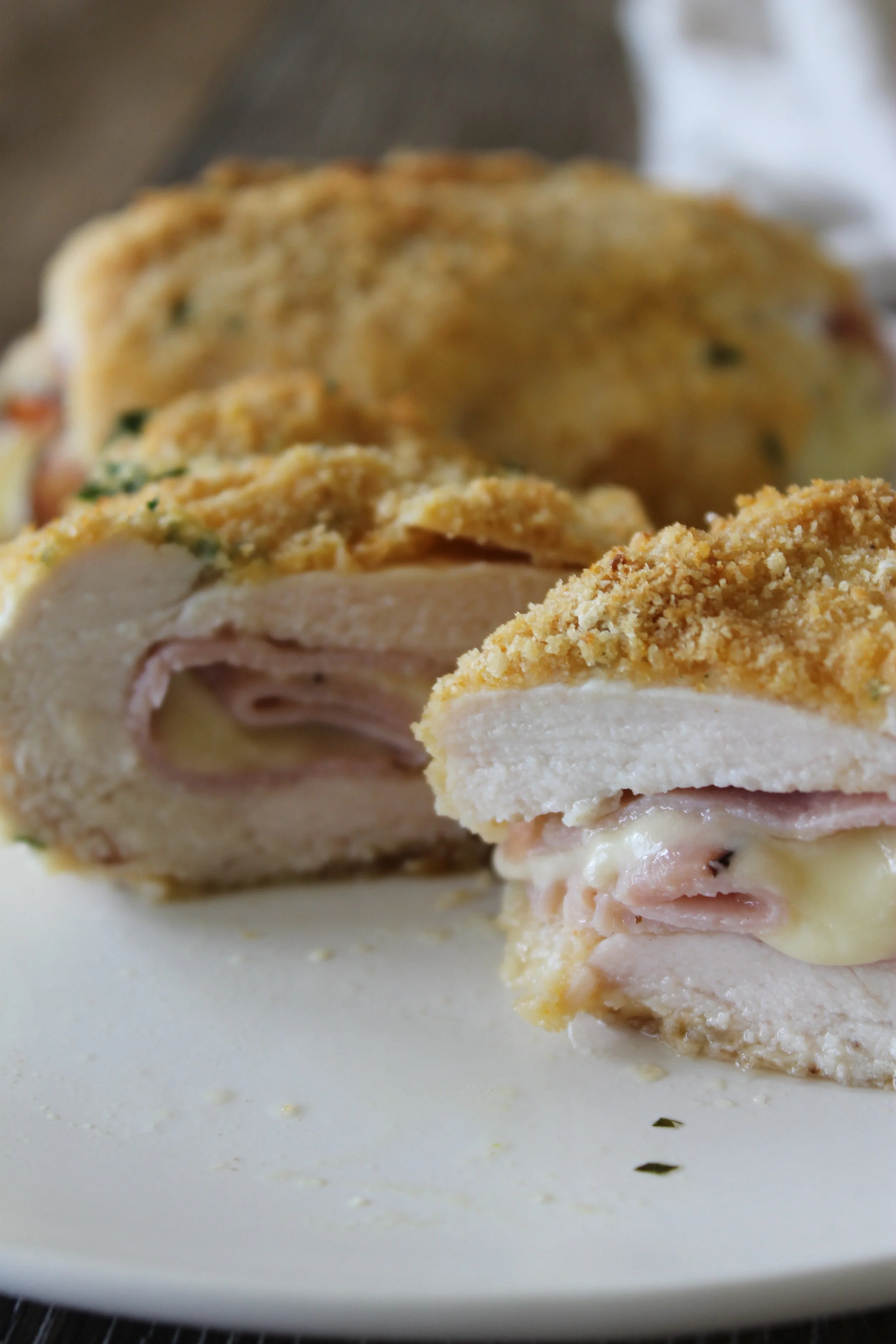 CHICKEN CORDON BLEU