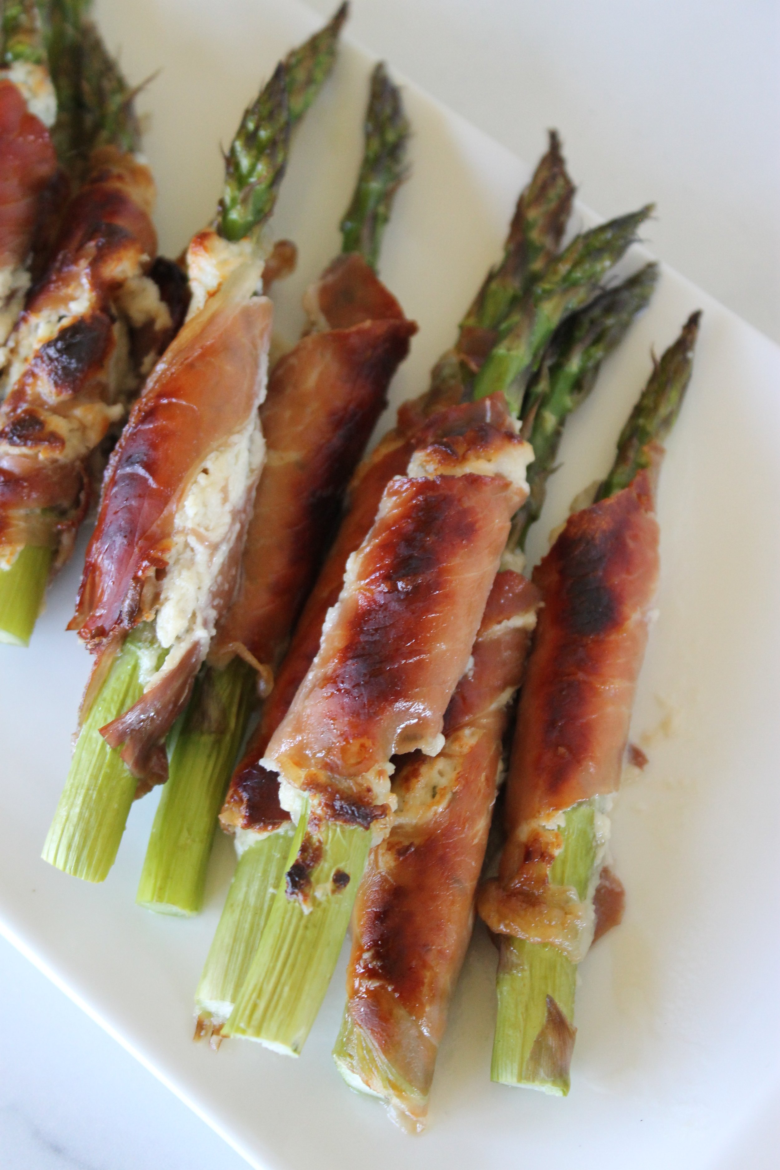 BAKED ASPARAGUS WRAPS