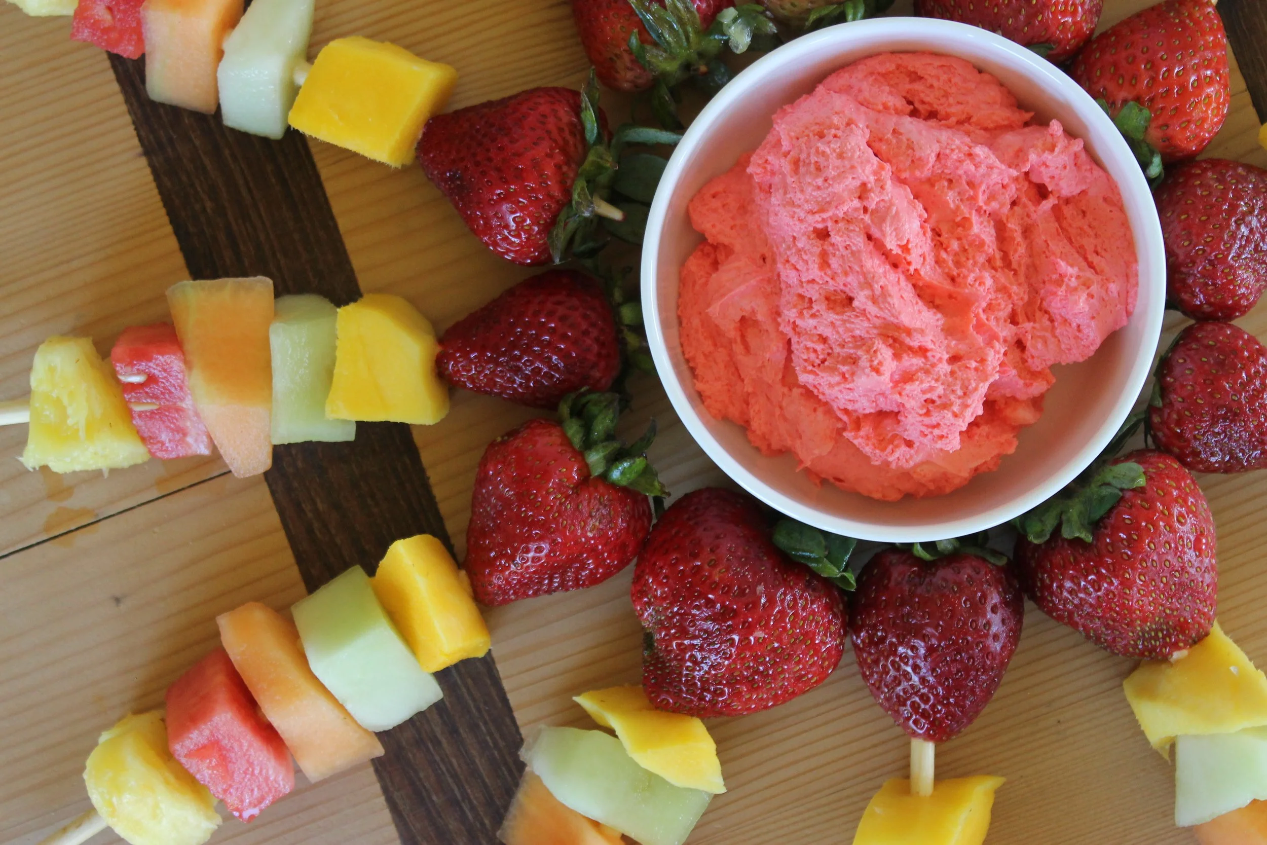 FRUIT KABOBS WITH DIP