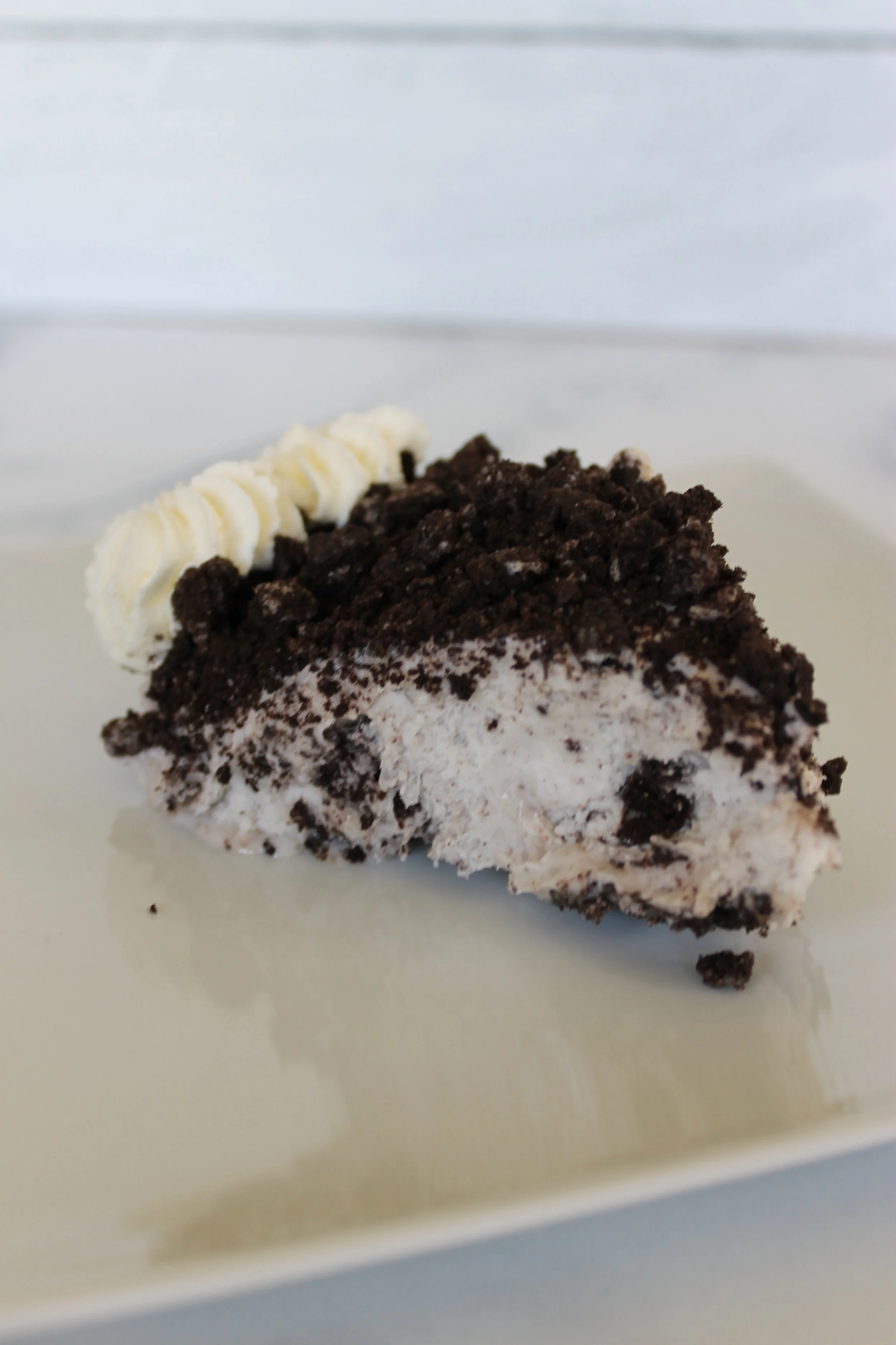 COOKIES &amp; CREAM ICE CREAM PIE