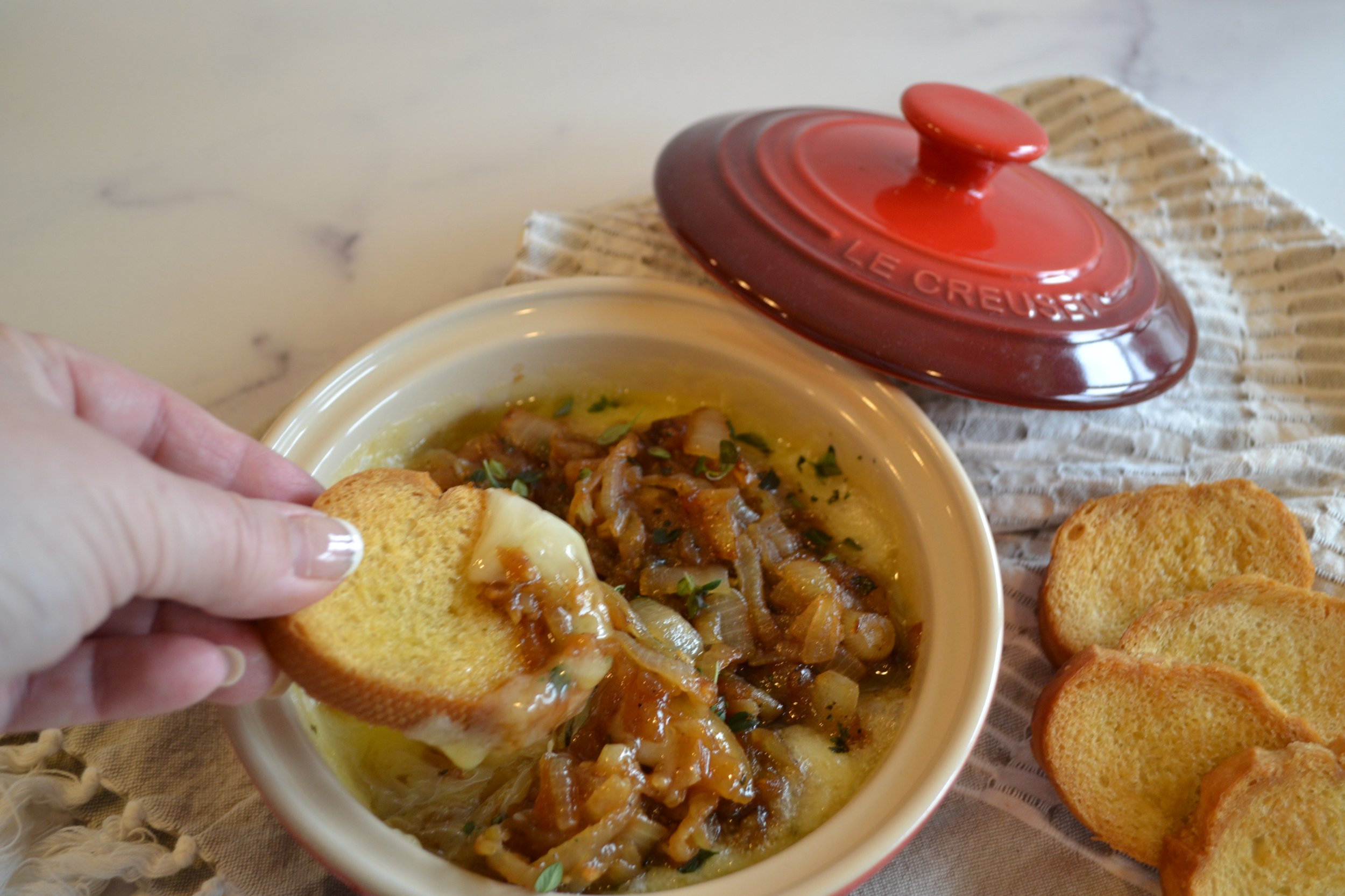 FRENCH ONION BRIE DIP