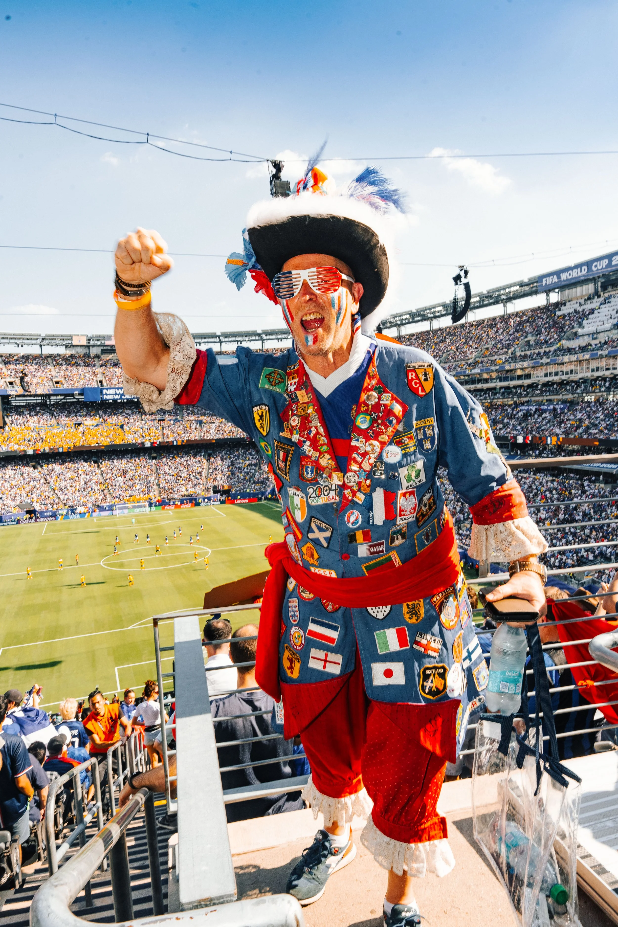 FWC26_NYNJ_R32_77FRAvSWE_FW_00053_0052_0-KODAK PORTRA 400-0.00.jpg